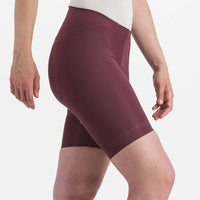 FREE AERO RC W SHORT Couleur: BORDEAUX PROFOND  | 4522047-625