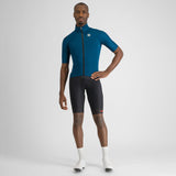 FIANDRE PRO 2 JACKET SHORT SLEEVES 1124501-415 Couleur: BLEU TURQUOISE  Coupe :  régulière 2025