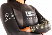 WETSUIT     FUZION  FEMME   BLACK/GOLD  2025