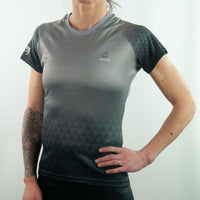 MAILLOT RUNNING FEMME ARMOS DANA GRIS V-MAILLOT SILA SPORTS 